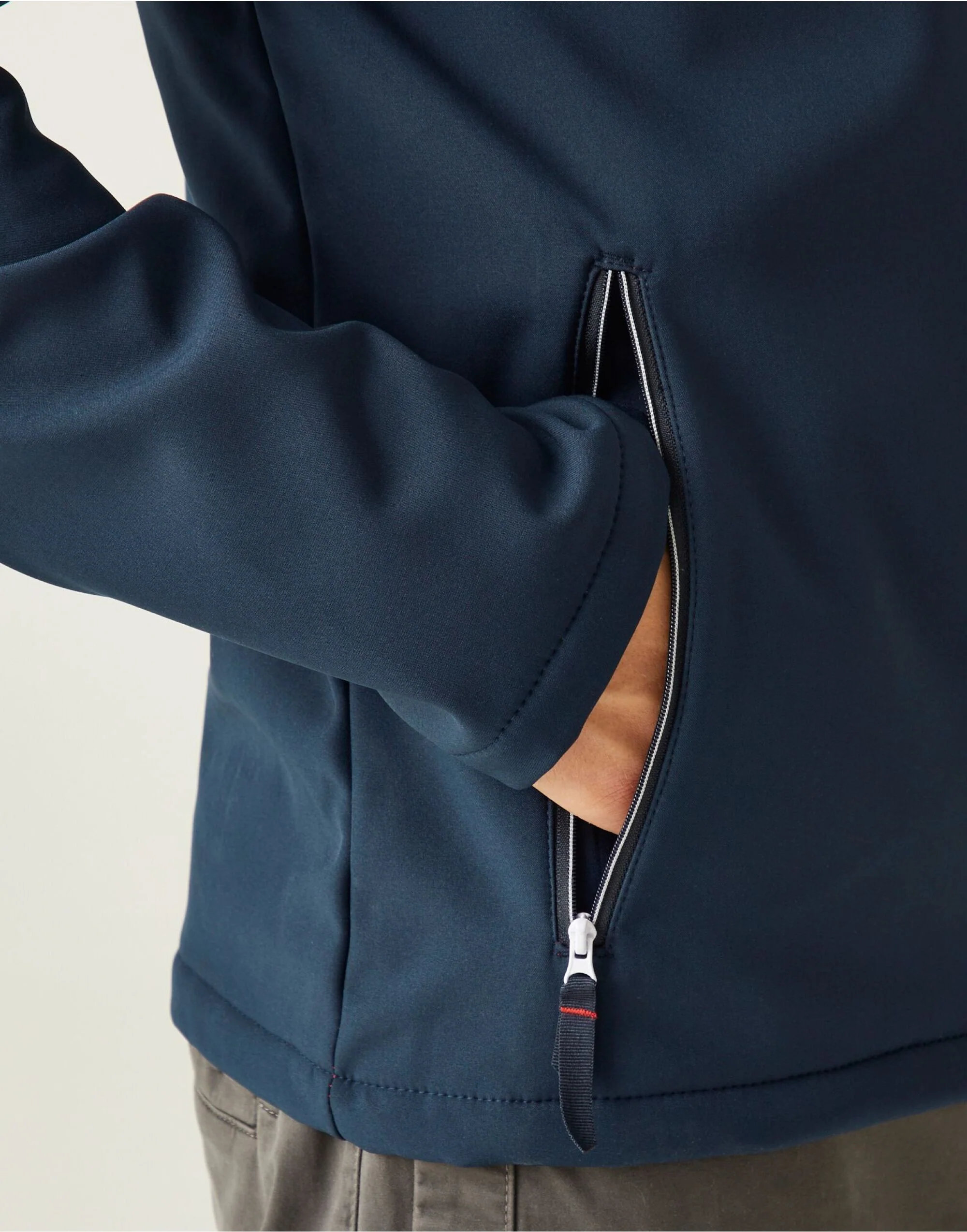 Regatta Professional Ascender Two Layer Softshell Jacket - TRA762 - Image 13
