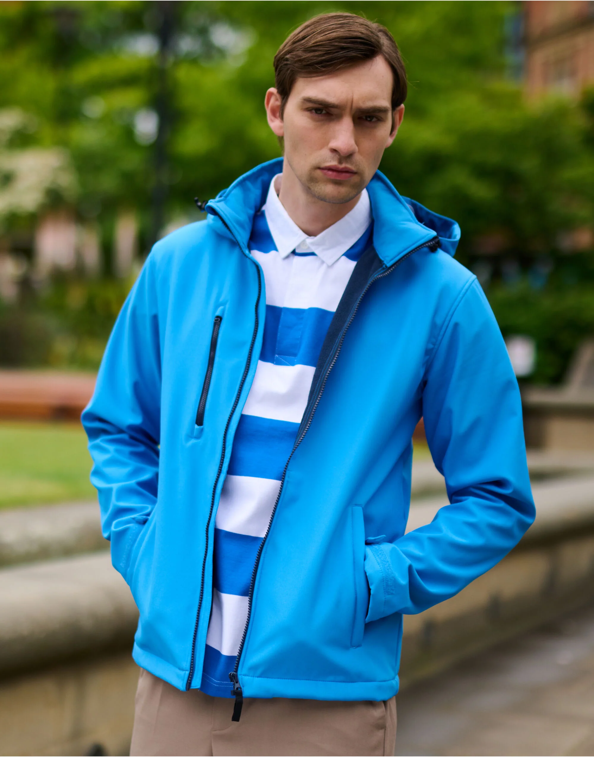 Regatta Professional Venturer 3 Layer Hooded Softshell TRA701