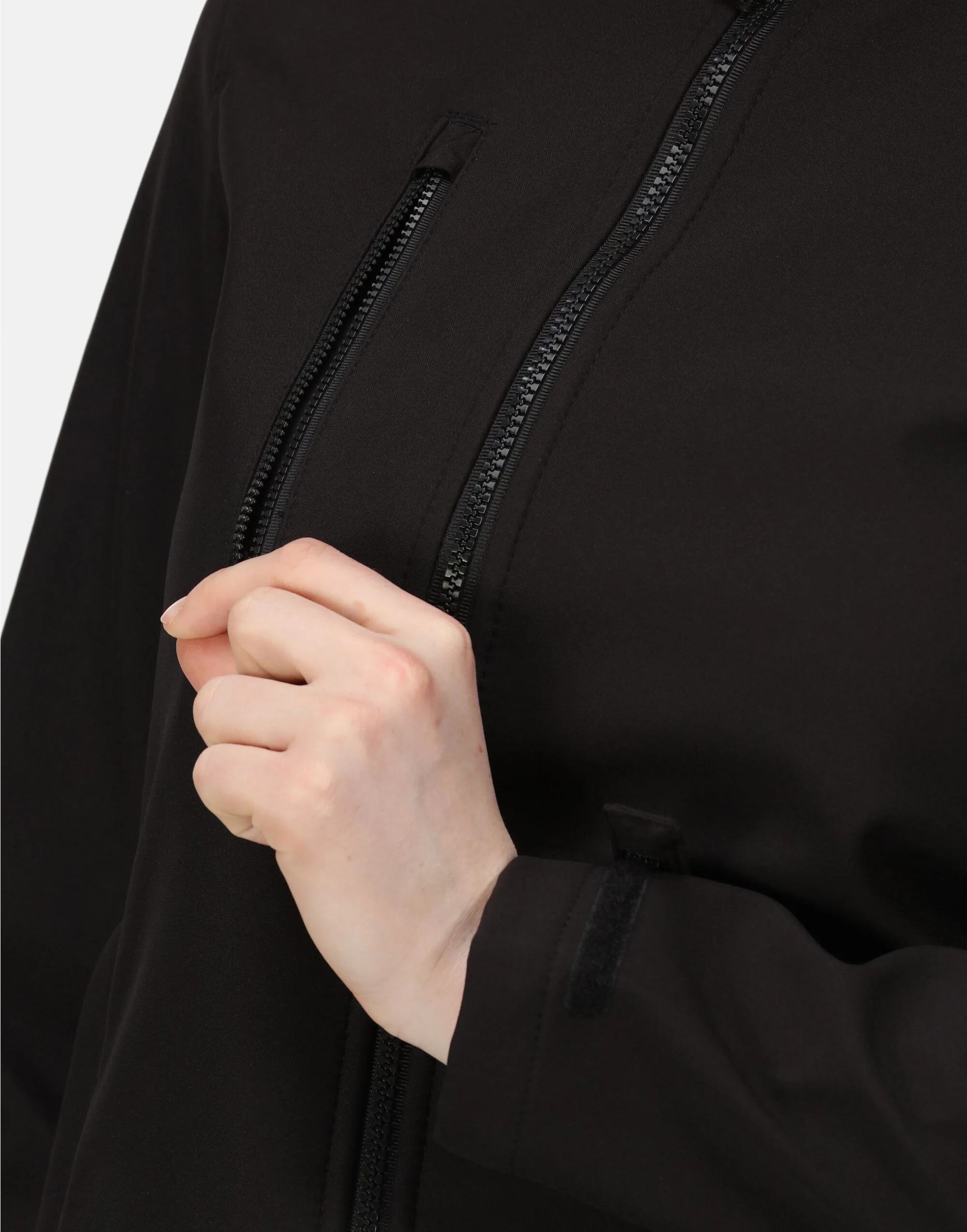 Regatta Professional Women's Venturer Hooded Softshell TRA702 - Image 7